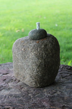 Stone Tiki Lamp T932